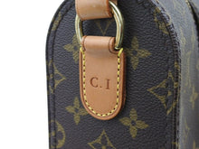 Load image into Gallery viewer, 極美品 LOUISVUITTON ルイヴィトン ワインキャリア ワインケース イニシャル入り GOLF CUP 2000 JAPAN 限定品 ブラウン 中古 49862