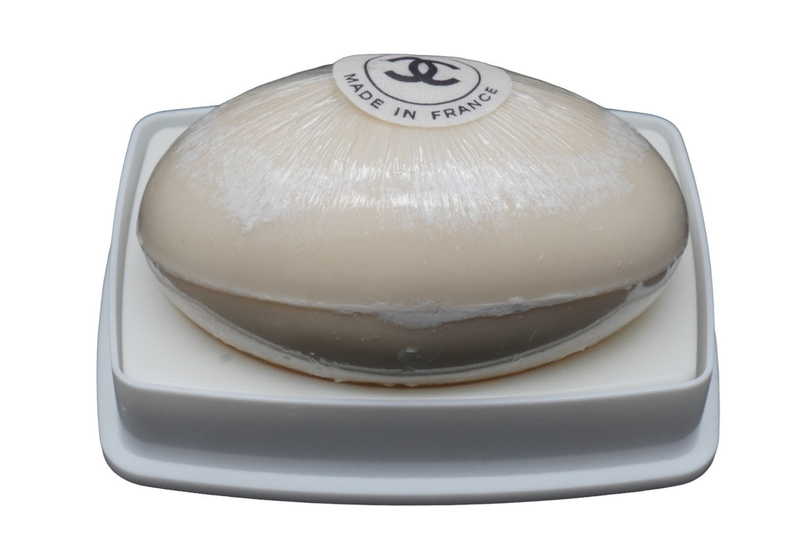 新品未使用品 CHANEL シャネル 固形石鹸 N.19 ケース付き SAVON サヴォン 150g ギフト フランス製 アイボリー ブラック  150g 50095 – Casanova Vintage