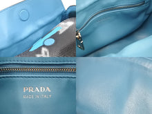 画像をギャラリービューアに読み込む, PRADA プラダ ハンドバッグ ブルー ブラック ウサギ柄 矢印 レザー グラフィック シルバー金具 美品 中古 50115