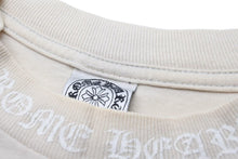 画像をギャラリービューアに読み込む, CHROME HEARTS クロムハーツ 半袖Ｔシャツ ボルドー ダガー 首ロゴ コットン ベージュ サイズM 美品 中古 50286
