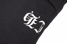 Load image into Gallery viewer, ChromeHearts クロムハーツ クッション ダガーモチーフ コットン ポリエステル ブラック ホワイト レッド グリーン 美品 中古 50386
