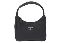 画像をギャラリービューアに読み込む, PRADA プラダ ホーボー ハンドバッグ ミニバッグ 三角ロゴ金具 プレート ナイロン ブラック 美品 中古 50397