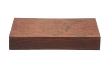 Load image into Gallery viewer, CHROME HEARTS クロムハーツ ウッドプレート トレイ ディスプレイ 木製 ロゴ ブラウン ユニセックス 美品 中古 50458