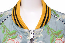 画像をギャラリービューアに読み込む, GUCCI グッチ エンブロイダリーボンバージャケット 17ss クルーズコレクション 450178 Z485D サイズ52 美品 中古 50725