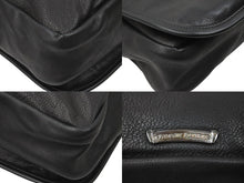 Load image into Gallery viewer, CHROME HEARTS クロムハーツ メッセンジャーバッグ MAIL LIP TANG リップタン ブラック シルバー ブラック レザー 美品 中古 50753