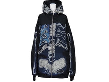 Load image into Gallery viewer, 極美品 Travis Scott CACTUS JACK Fragment Design SKELETON GRAFFITI FULL ZIP HOODIE ジップパーカー 黒 コットン XL 中古 50782