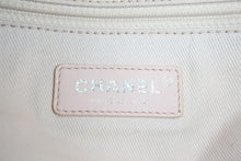 画像をギャラリービューアに読み込む, 極美品 CHANEL シャネル リュック デイパック バックパック トラベルバッグ 23番台 2016年 キャンバス スパンコール 中古 51096