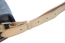 Load image into Gallery viewer, LOUIS VUITTON ルイ・ヴィトン ショルダーバッグ カルトシエールPM M51254 PVC レザー ゴールド金具 美品 中古 51110