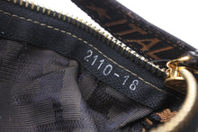 画像をギャラリービューアに読み込む, FENDI フェンディ ハンドポーチ ミニポーチ ズッカ柄 イタリア製 レザー キャンバス ブラウン ゴールド金具 美品 中古 51142