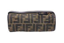 画像をギャラリービューアに読み込む, FENDI フェンディ ハンドポーチ ミニポーチ ズッカ柄 イタリア製 レザー キャンバス ブラウン ゴールド金具 美品 中古 51142