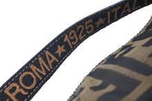 画像をギャラリービューアに読み込む, FENDI フェンディ ハンドポーチ ミニポーチ ズッカ柄 イタリア製 レザー キャンバス ブラウン ゴールド金具 美品 中古 51142