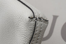 画像をギャラリービューアに読み込む, GUCCI グッチ クラッチバッグ ブランドヴィンテージロゴ H023872322 レザー ホワイト レッド グリーン ゴールド 美品 中古 51183