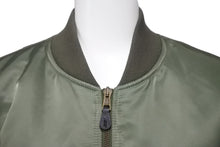 画像をギャラリービューアに読み込む, BALENCIAGA バレンシアガ ショート丈 MA-1 ボンバージャケット 460590 TTD03 カーキ レディース ナイロン サイズ46 美品 中古 51193