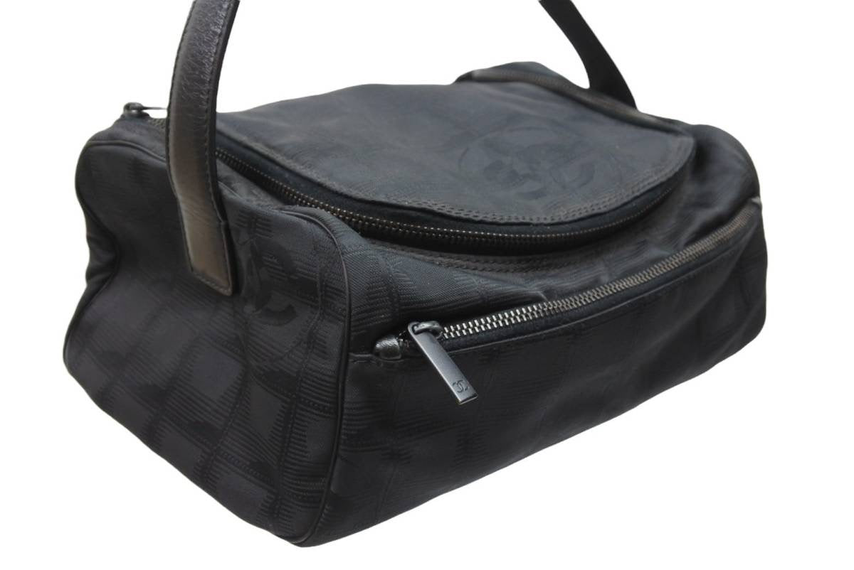 【美品】CHANEL ケース ポーチ ニュートラベル ココマーク ブラック 楽天市場】CHANEL / シャネル ポーチ ニュートラベルライン ココマーク