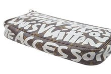 Load image into Gallery viewer, LOUIS VUITTON ルイ・ヴィトン ポーチ グラフィティ ポシェット アクセソワール ゴールド金具 美品 中古 51327