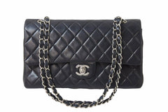 CHANEL Matelasse W Flap Chain Shoulder No. 7 25 Shoulder Bag Black x Silver Hardware Leather Good Condition Used 51367
