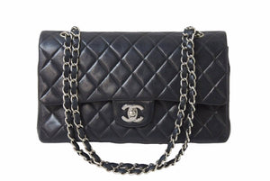 CHANEL Matelasse W Flap Chain Shoulder No. 7 25 Shoulder Bag Black x Silver Hardware Leather Good Condition Used 51367