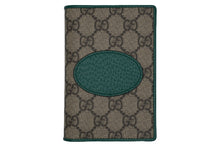 画像をギャラリービューアに読み込む, 極美品 GUCCI グッチ パスポートケース 586257 GGスプリーム キャンバス レザー ベージュ グリーン 中古 51421