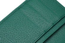 画像をギャラリービューアに読み込む, 極美品 GUCCI グッチ パスポートケース 586257 GGスプリーム キャンバス レザー ベージュ グリーン 中古 51421