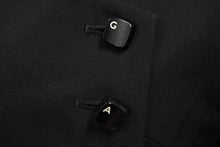 画像をギャラリービューアに読み込む, CHANEL シャネル テーラードジャケット P15640V08543 フランス製 ウール シルク ブラック サイズ36 美品 中古 51440