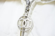 画像をギャラリービューアに読み込む, CHANEL シャネル スポーツライン リブニット 切り替え ダウン コート 00A ココマーク P16402W02678 サイズ36 中古 51470