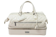 画像をギャラリービューアに読み込む, CHANEL シャネル ボストンバッグ パリ ニューヨーク 10番台 ココマーク ラムスキン アイボリー シルバー金具 中古 51498