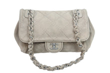 Load image into Gallery viewer, CHANEL シャネル マトラッセ ワイルドステッチチェーンショルダー 16番台 ベージュ シルバー金具 中古 51559