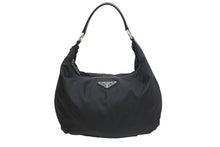 Load image into Gallery viewer, 極美品 PRADA プラダ ショルダーバック ハンドバッグ プレートロゴ ブラック 黒 ナイロン 中古 51595