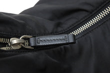 Load image into Gallery viewer, 極美品 PRADA プラダ ショルダーバック ハンドバッグ プレートロゴ ブラック 黒 ナイロン 中古 51595