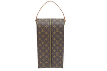Load image into Gallery viewer, LOUIS VUITTON ルイヴィトン ワインキャリア コーティングキャンバス ゴールド金具 モノグラム AS0050 ブラウン 美品 中古 51654