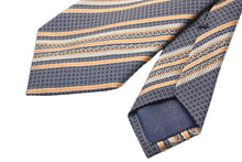 画像をギャラリービューアに読み込む, GUCCI グッチ ネクタイ トムフォード期 ストライプ ロゴ 総柄 紳士 服飾小物 シルク オレンジ ブラウン ベージュ 美品 中古 51804