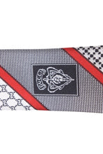 画像をギャラリービューアに読み込む, GUCCI グッチ ネクタイ トムフォード期 ストライプ ロゴ 総柄 シルク グレー ホワイト レッド 美品 中古 51808