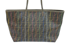 画像をギャラリービューアに読み込む, FENDI フェンディ トートバッグ ハンドバッグ ズッカ柄 ロゴ CA2406414 ブラウン ゴールド金具 美品 中古 51881