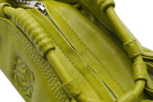 画像をギャラリービューアに読み込む, LOEWE ロエベ コインケース チャーム セット ミニ アナグラム レザー グリーン シルバー金具 美品 中古 51892