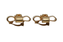 Load image into Gallery viewer, CHANEL シャネル イヤリング クロスリボン ココマーク アクセサリー 小物 17g 97A GP ゴールド 美品 中古 51901