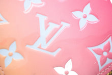 画像をギャラリービューアに読み込む, バレンタイン限定 LOUIS VUITTON ルイヴィトン コインケース ヴェルニ ポルトモネクール M64167 ゴールド金具 美品 中古 51928