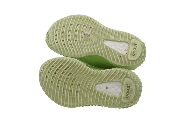 YEEZY BOOST 350 V2 GLOW IN THE DARK イージーブーストグロウスニーカー キッズ ライトグリーン 7 1/2K 良品 中古 51951