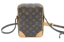 Load image into Gallery viewer, LOUIS VUITTON ルイヴィトン ダヌーブ ショルダーバッグ M45266 PVCコーティングキャンバス ブラウン ゴールド 美品 中古 51992