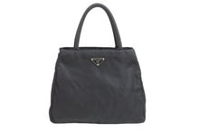Load image into Gallery viewer, PRADA プラダ ハンドバッグ ボストンバッグ トートバッグ トライアングルロゴ ナイロン ブラック シルバー 美品 中古 52071