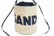 Load image into Gallery viewer, JIL SANDER ジルサンダー カゴバッグ ジュートバケット ショルダーバッグ ロゴ文字 ベージュ シルバー金具 レザー 美品 中古 52131