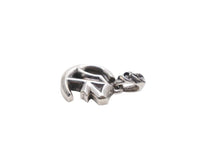 Load image into Gallery viewer, CHROME HEARTS クロムハーツ イニシャル Ｅ チャーム シルバー925 小物 8g 良品 中古 52301