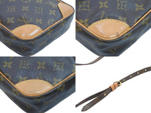 画像をギャラリービューアに読み込む, LOUIS VUITTON ルイ・ヴィトン モノグラム ダヌーブ ショルダーバッグ M45266 ゴールド金具 ロゴ 良品 中古 52329