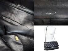 画像をギャラリービューアに読み込む, CHANEL シャネル ショルダーバッグ 2.55ハンドバッグ チェーンショルダー 11番台 ブラック レザー シルバー金具 美品 中古 52357
