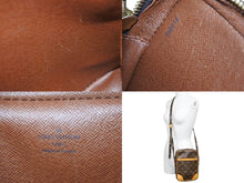 画像をギャラリービューアに読み込む, LOUIS VUITTON ルイ・ヴィトン ショルダーバッグ ダヌーブ モノグラム M45266 ゴールド金具 美品 中古 52410