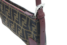 画像をギャラリービューアに読み込む, FENDI フェンディ ハンドバッグ ワンショルダー ズッカ ブラウン キャンバス レザー 8BR207 シルバー金具 美品 中古 52427