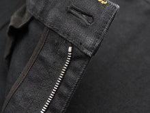 画像をギャラリービューアに読み込む, LOUIS VUITTON ルイ・ヴィトン デニムパンツ サイズ32 RM222Q コットン ブラック金具 美品 中古 52436