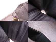 画像をギャラリービューアに読み込む, GUCCI グッチ 二つ折り財布 小銭入れ GGロゴ ピンク レザー イタリア製 ゴールド金具 美品 中古 52451