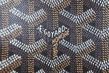 画像をギャラリービューアに読み込む, 新品未使用 GOYARD ゴヤール ショルダーバッグ プリュメ ポーチウォレット ブラック PVC レザー シルバー金具 中古 52531