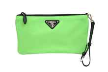 Load image into Gallery viewer, 極美品 PRADA プラダ ポーチ アクセサリーポーチ テスートポーチ グリーン トライアングルプレート 1NH545 シルバー金具 中古 52544