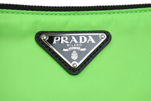 Load image into Gallery viewer, 極美品 PRADA プラダ ポーチ アクセサリーポーチ テスートポーチ グリーン トライアングルプレート 1NH545 シルバー金具 中古 52544
